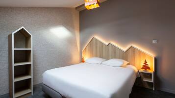 1 chambre, lit parapluie, Wi-Fi gratuit, draps fournis