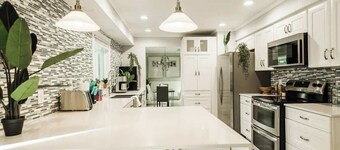 Tropical Oasis - Heated Luxury Pool - Game Room