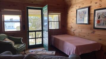 5 dormitorios, escritorio, wifi gratis y ropa de cama