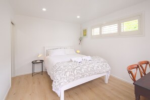 1 chambre, fer et planche à repasser, Wi-Fi, draps fournis