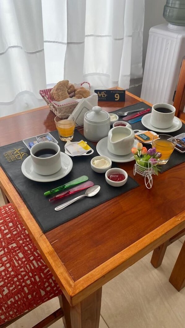 Tägliches inbegriffenes Frühstücksbuffet