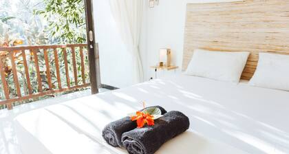 Sultans Of Swell Uluwatu Bali - Hostel