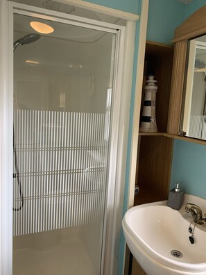 Bathtub, hair dryer