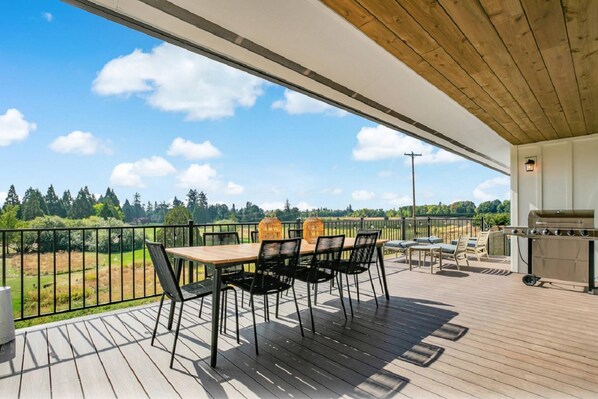 Unclassified image, 1 of 50, button