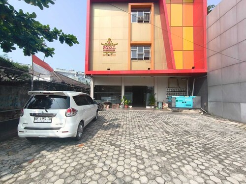 Collection O near Lampung City Mall formerly Royal Guesthouse