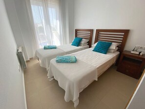 2 Schlafzimmer, Bügeleisen/Bügelbrett, WLAN, Bettwäsche