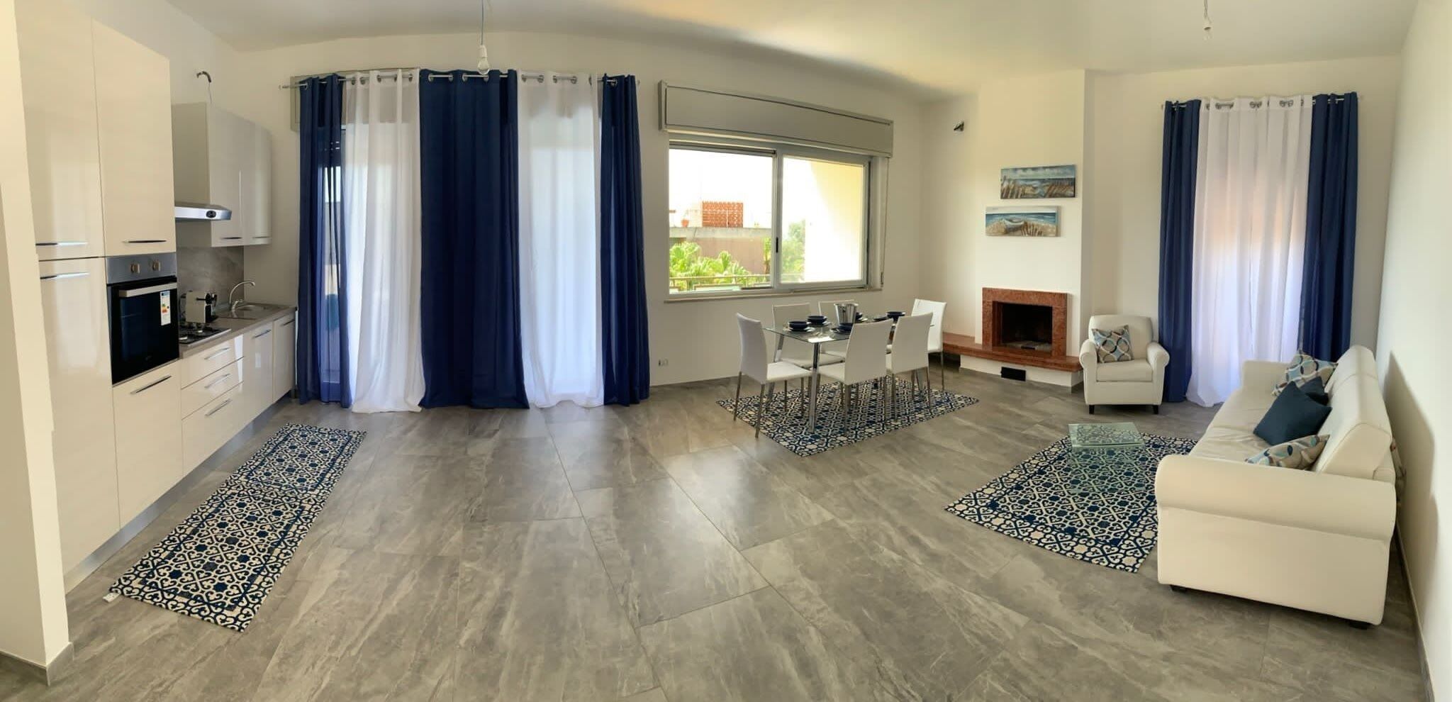 TV connectée, cheminée, baby-foot, table de tennis de table