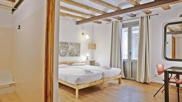 4 sovrum, strykjÀrn/strykbrÀda, internet och sÀngklÀder