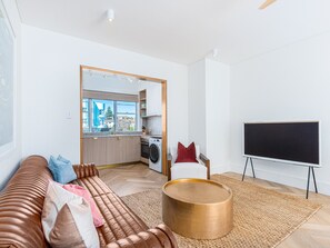 Smart TV - Boulevard 88 - Five (Sydney)