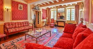 Interior - Château de Taradel (Taradeau)