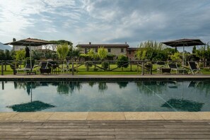 Outdoor pool - Agr_2bedrooms@OlimagioFarm w/animals_25mPool_4km ForteDeiMarmi beach_bikeOnsite (Pietrasanta)
