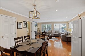 Interior - Little Bear Cottage is located only a half-mile away from downtown Gatlinburg! (Gatlinburg)