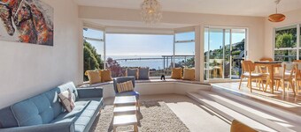 Lighthouse Vista - All-day Sun & Exceptional Sea Views!