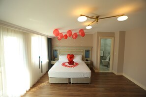Deluxe Room | 埃及棉床單、高級寢具、迷你吧、客房內保險箱