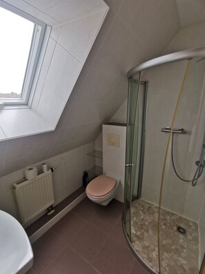 Bathtub - Geräumiges Ferienhaus mit Panoramablick zum Brocken (Stiege)