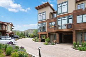 Exterior - Riverfront Townhome 18 - 3 Bedroom Residence (Avon)