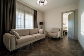 Standard Room | Living area | Plasma TV - Ajlan Nonna (Ayvalik)