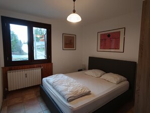 3 bedrooms, travel cot - 90m² Chalet Apartment - Panoramic View - Pets Allowed (Montgenèvre)