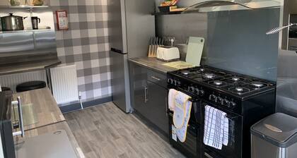 Heather Glen 6 Bedroom 6 Bathroom Home by the sea