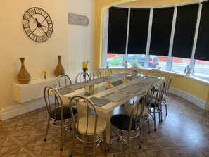 House | Meeting facility