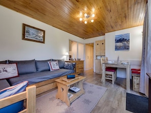 TV - Cozy apartment in Tignes with Wi-Fi near the slopes (Tignes)