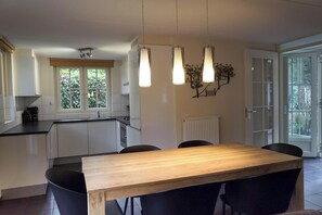 Dining - Bungalow with 3 bedrooms, a traditional sauna and a terrace (Beekbergen)