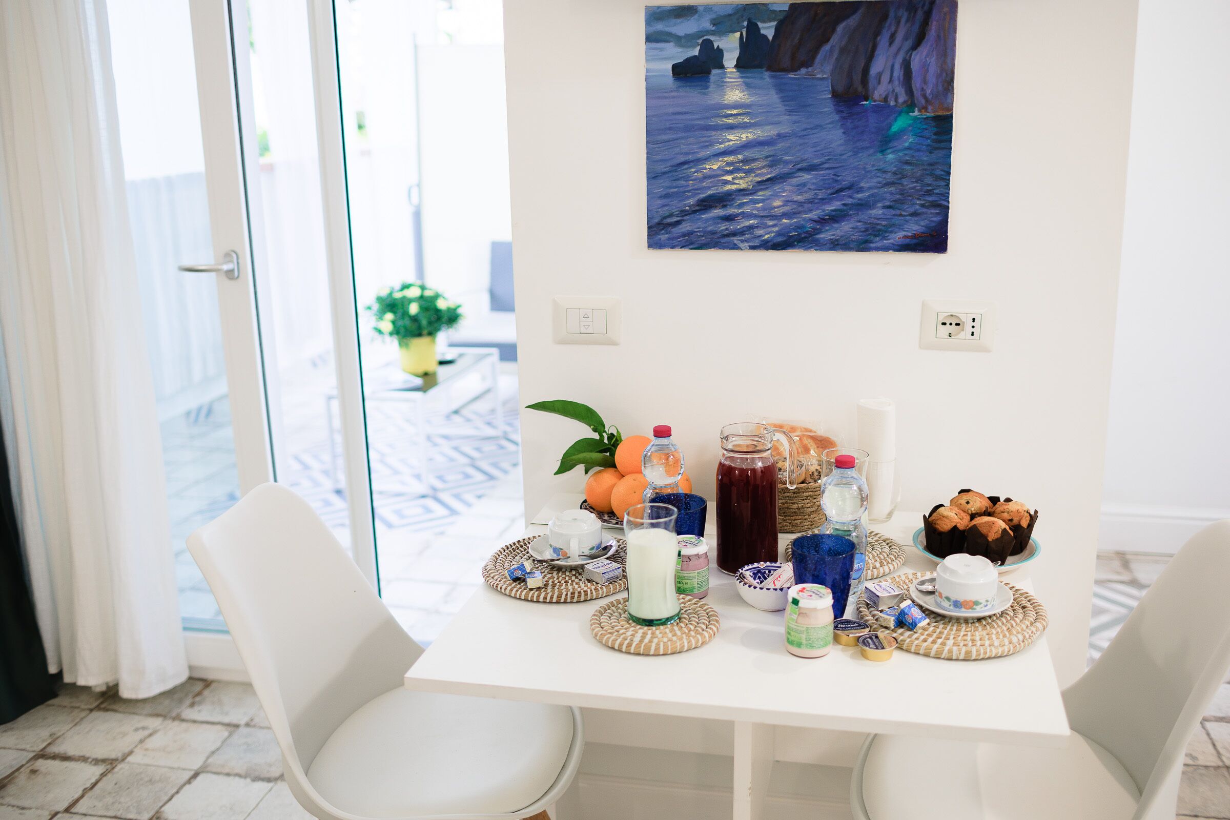 Comfort Double or Twin Room | Living area | 30-inch TV with digital channels