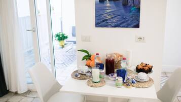 Comfort Double or Twin Room | Living area | 30-inch TV with digital channels