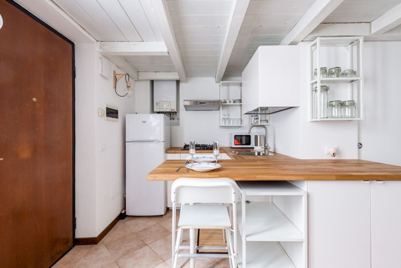 Fridge, microwave, stovetop, toaster