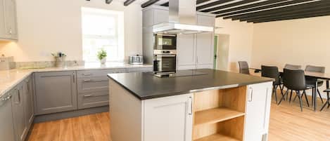 Fridge, dishwasher, electric kettle, toaster
