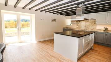 Fridge, dishwasher, electric kettle, toaster