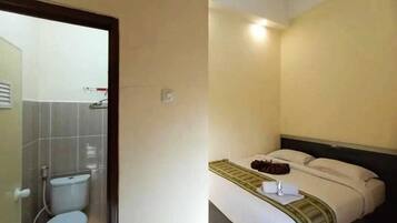 Standard Single Room | Free WiFi, bed sheets