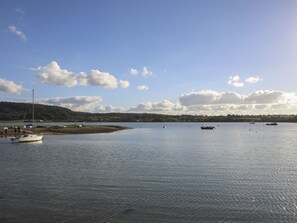 Cottage | Beach | Beach nearby - 2 The Coach House (Pentraeth)