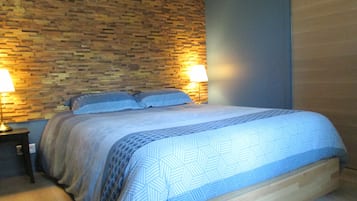 3 STAR GREEN DOOR APARTMENT | 1 bedroom, free WiFi