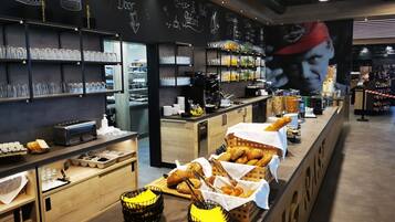 Free daily buffet breakfast