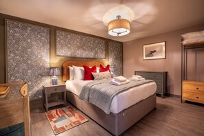 1 bedroom, iron/ironing board, Internet - The Falcon Apartment 5 (York)