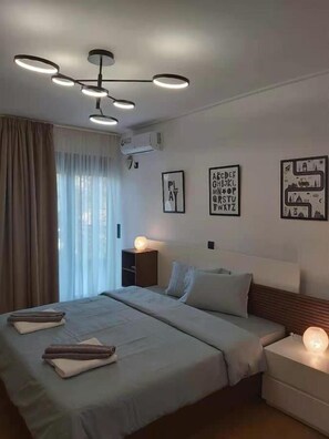 4 bedrooms, iron/ironing board, free WiFi - GTD35501 - Unique Villa in Voula Riviera (Vari-Voula-Vouliagmeni)