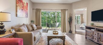 Holiday Ridge Escape - Holiday Hills Branson - Golf Resort - Outdoor Pools