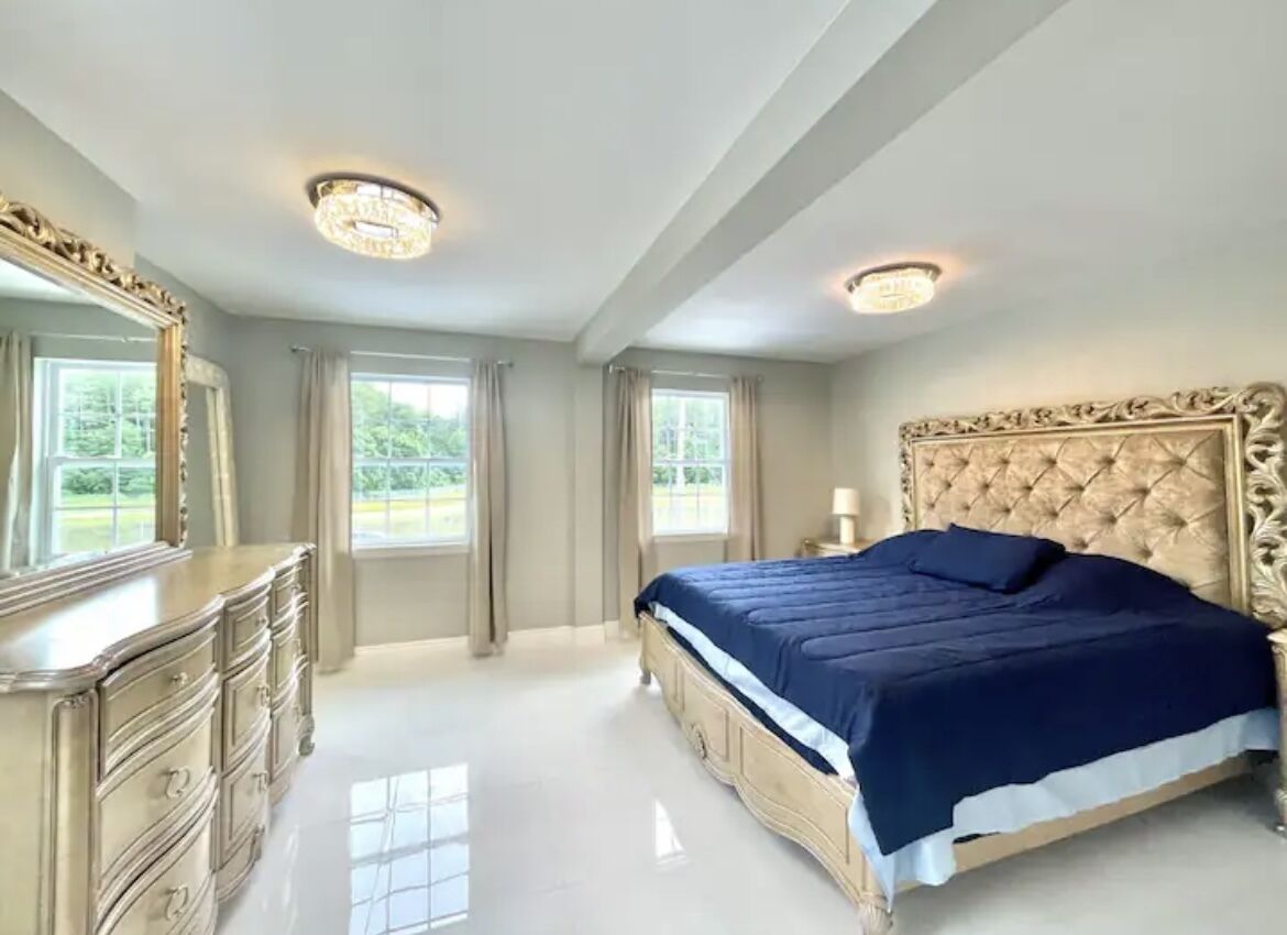 3 bedrooms, in-room safe, WiFi