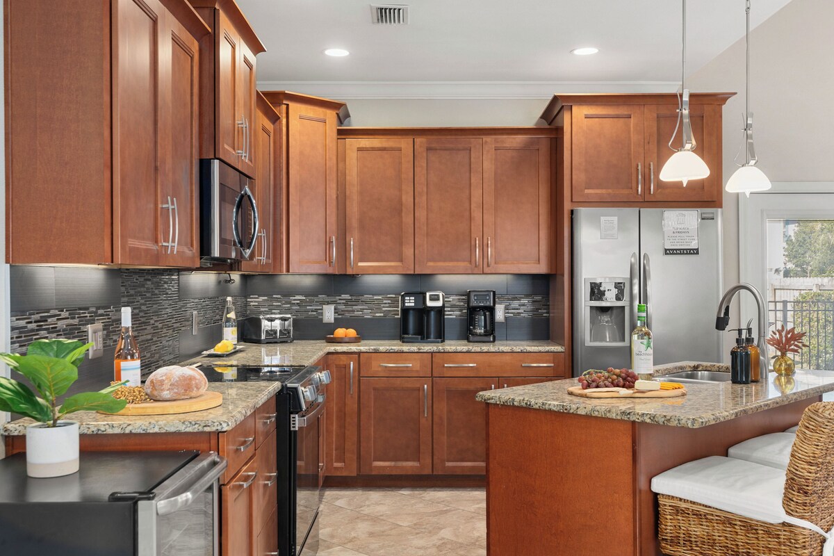 Photo 14 of Pelican Retreat by AvantStay | 5 MINS TO BEACH | Pet Friendly w/ Pool & BBQ!