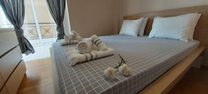 1 bedroom, iron/ironing board, free WiFi