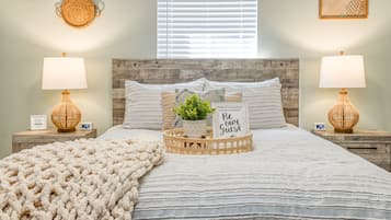 3 bedrooms, iron/ironing board, free WiFi, bed sheets