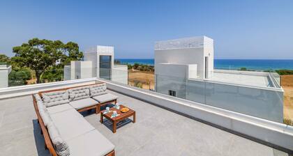 By The Beach - Sunstone Seaview Villa