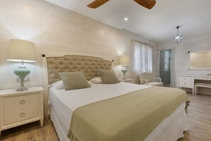 4 slaapkamers, een strijkplank/strijkijzer, gratis wifi, beddengoed