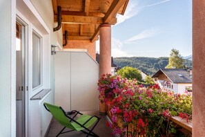 Property grounds - 'Residence Diana Apartment 302' with Mountain View, Balcony & Wi-Fi (Terenten)