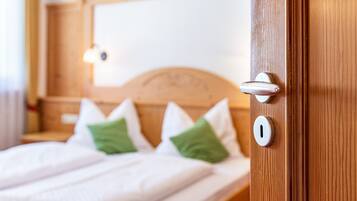 2 camere, ferro/asse da stiro, Wi-Fi gratuito, lenzuola