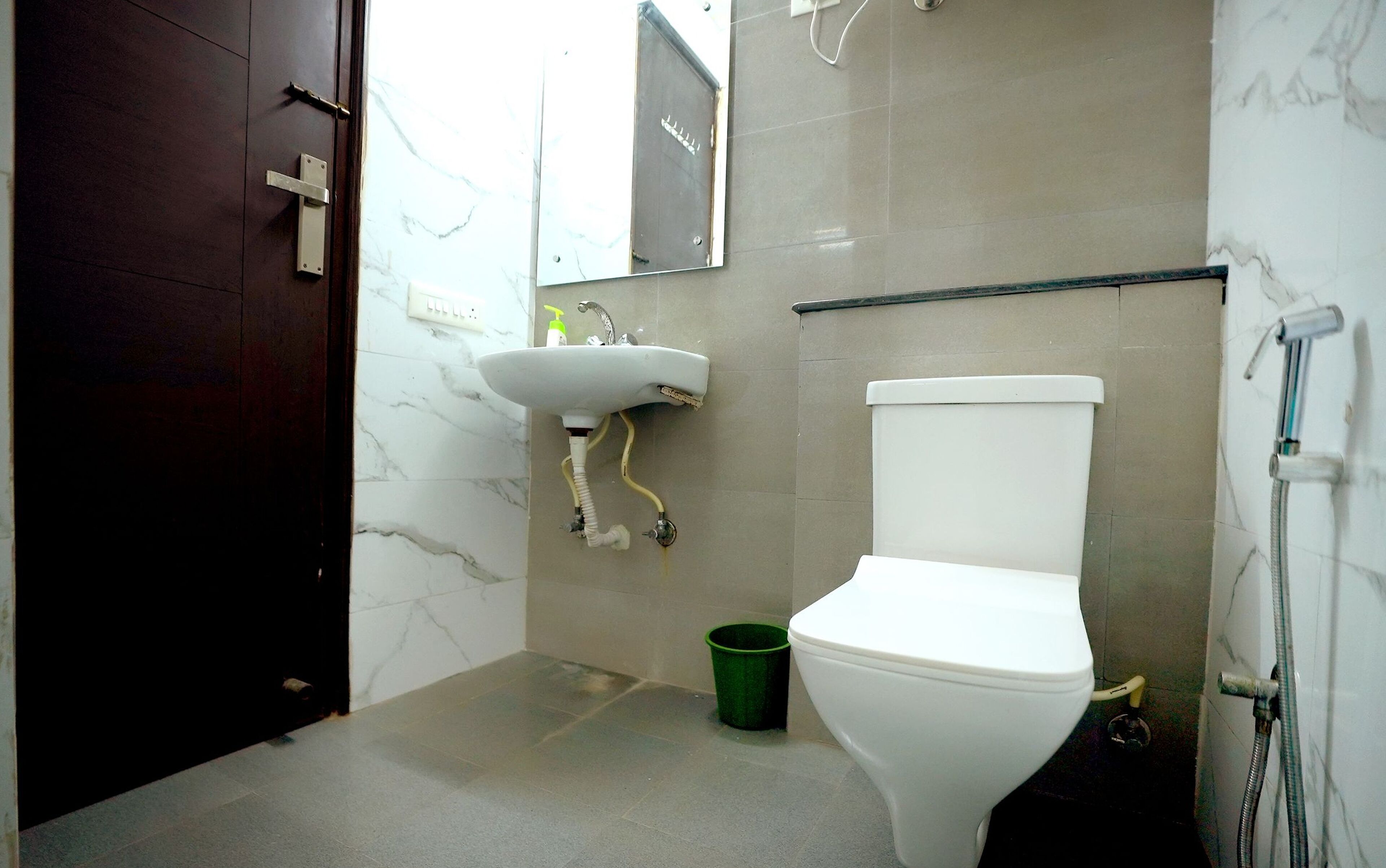 华丽客房 | 浴室 | 淋浴设施、毛巾