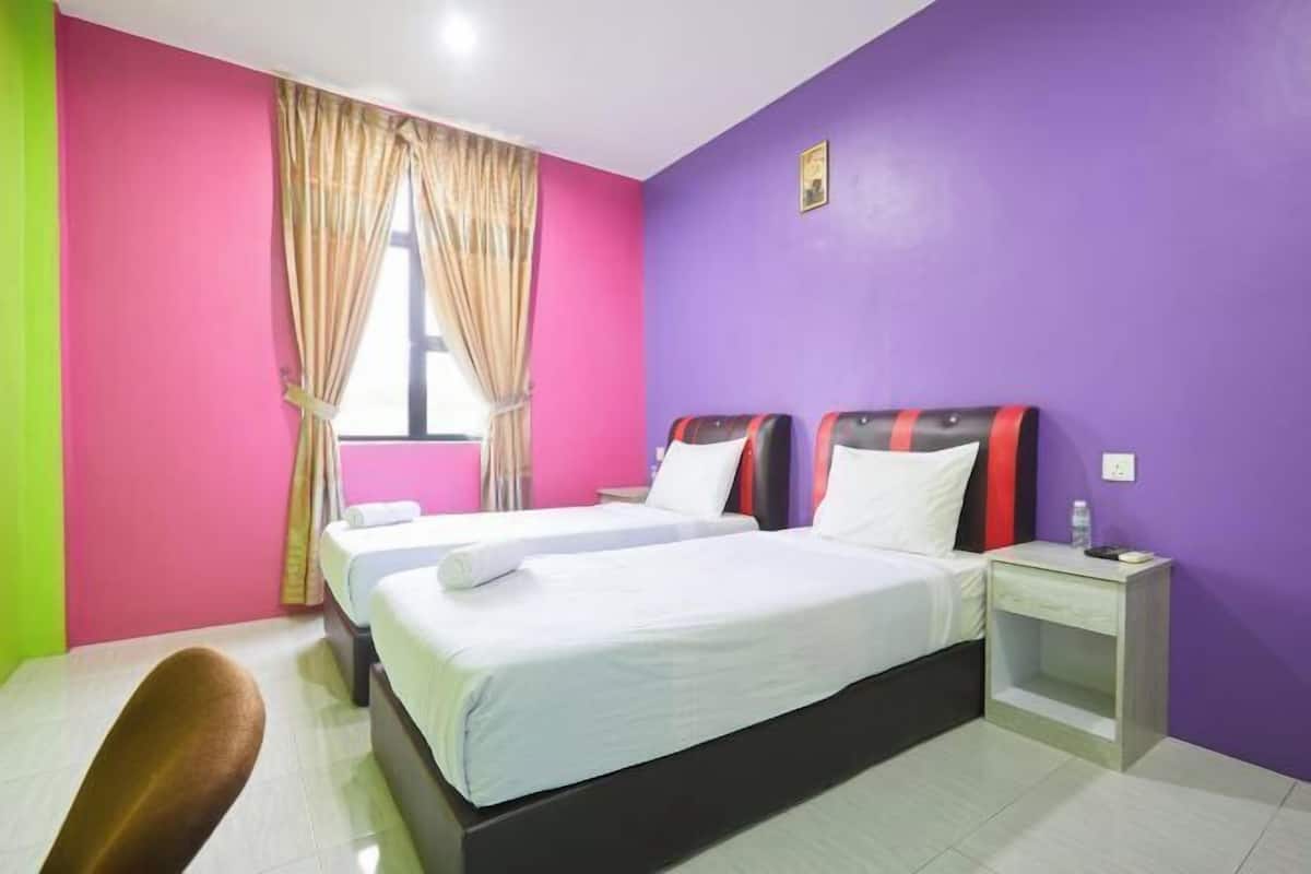 1 habitación, escritorio, wifi gratis y ropa de cama