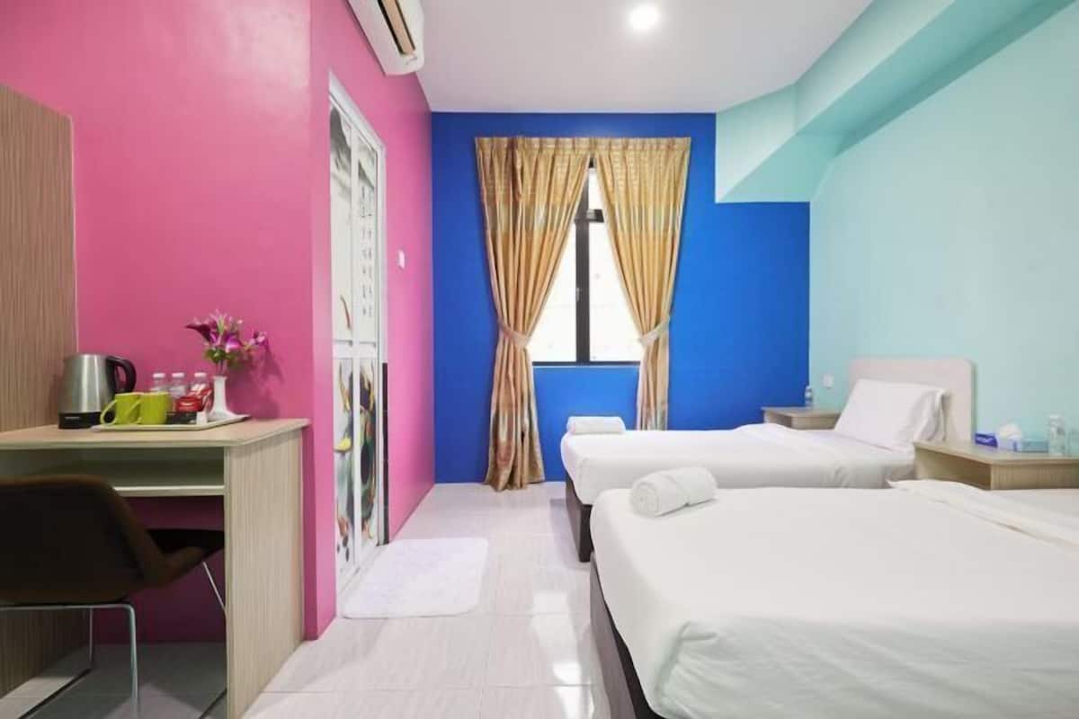 1 habitación, escritorio, wifi gratis y ropa de cama