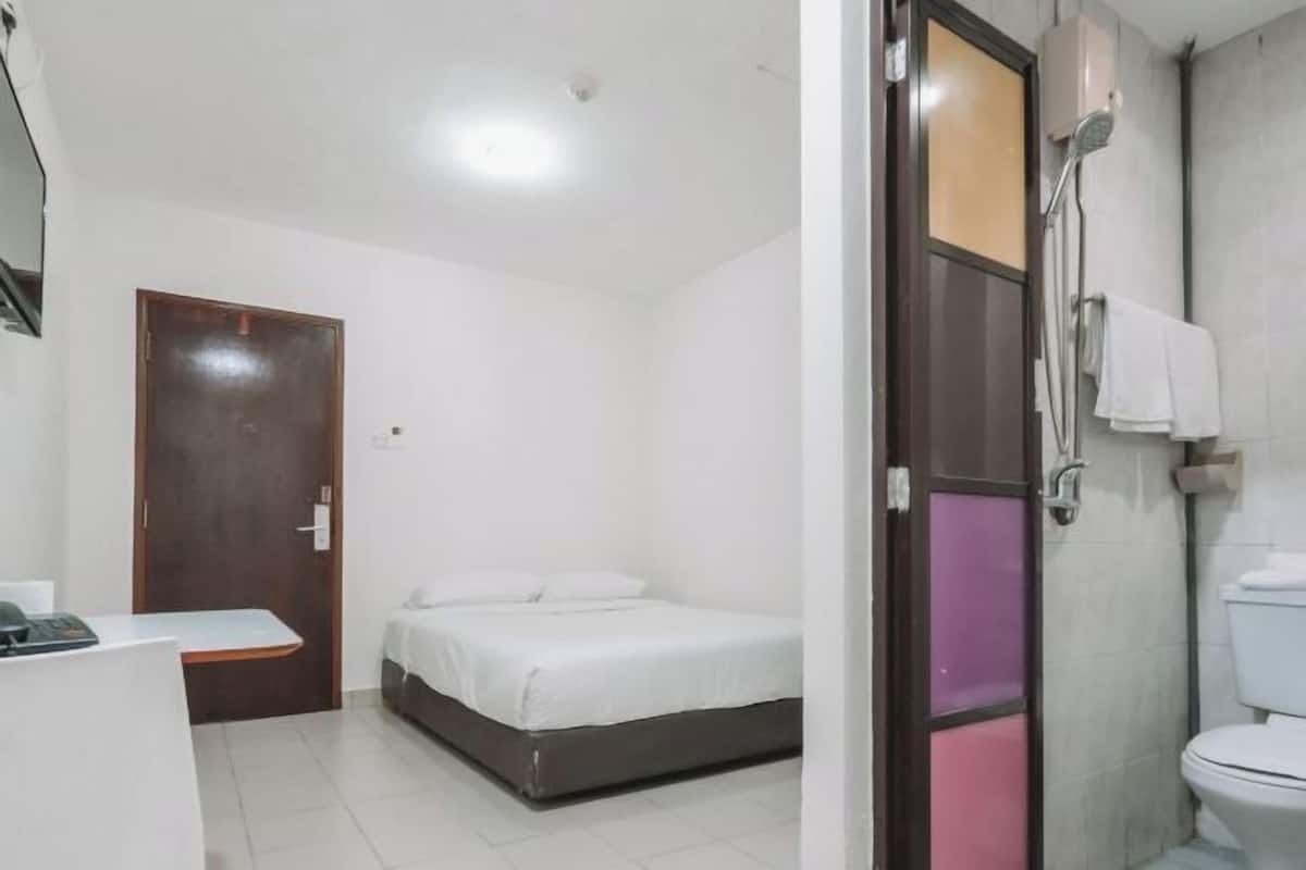 Caja fuerte, wifi gratis, ropa de cama